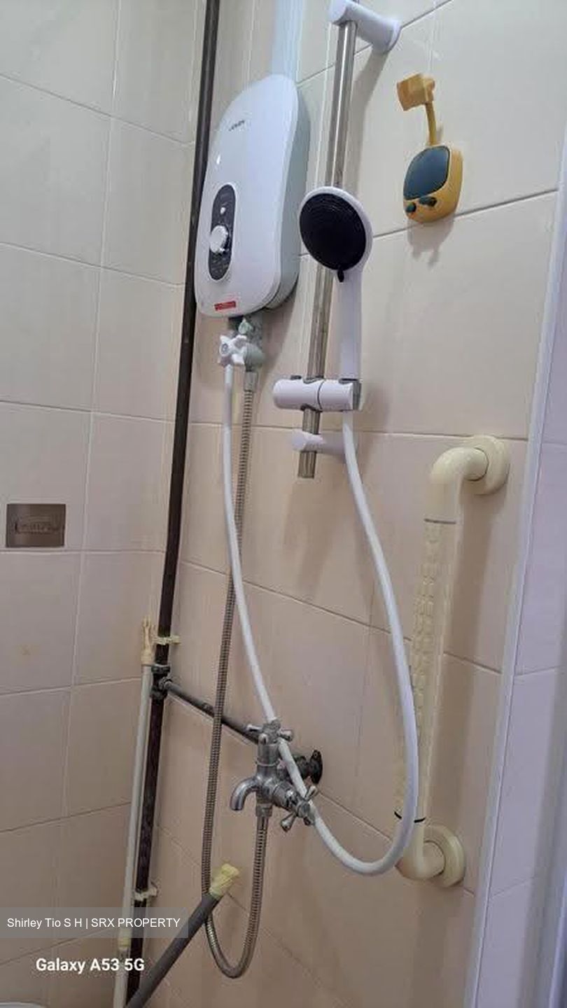 Blk 102 Jurong East Ville (Jurong East), HDB 3 Rooms #627023951